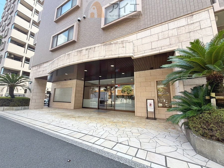 共用部の清掃・修理は管理員が実施
