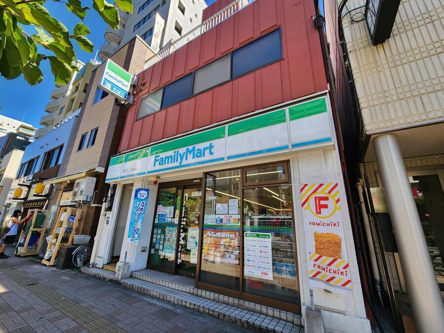 ファミリーマート森下二丁目店まで徒歩約2分 150m