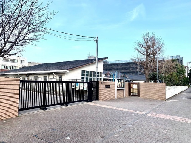 川崎市立古市場小学校 650m 