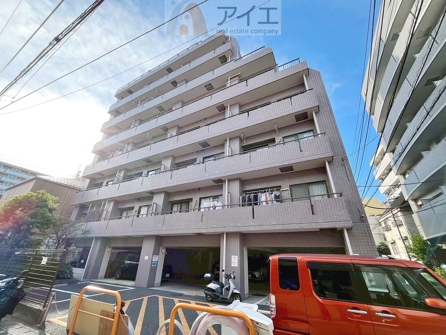 友人を呼びたくなるリノベーション済みのきれいな住まいです
