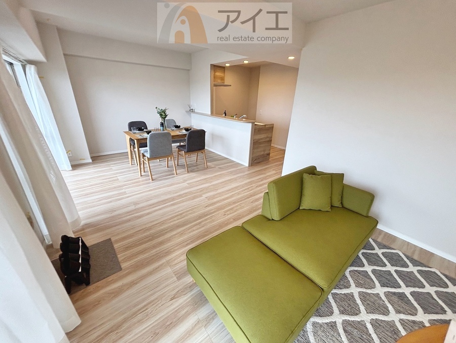 溢れる陽光でご家族の笑顔も輝く住まい