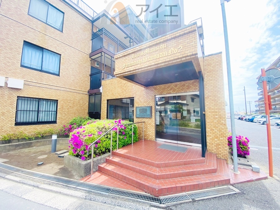 共用部の清掃・修理は管理員が実施