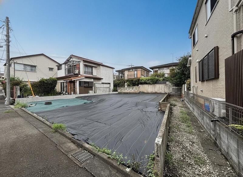 調布市深大寺東町３丁目