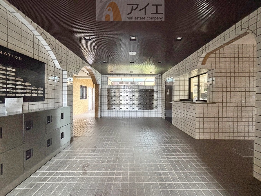 共用部の清掃・修理は管理員が実施