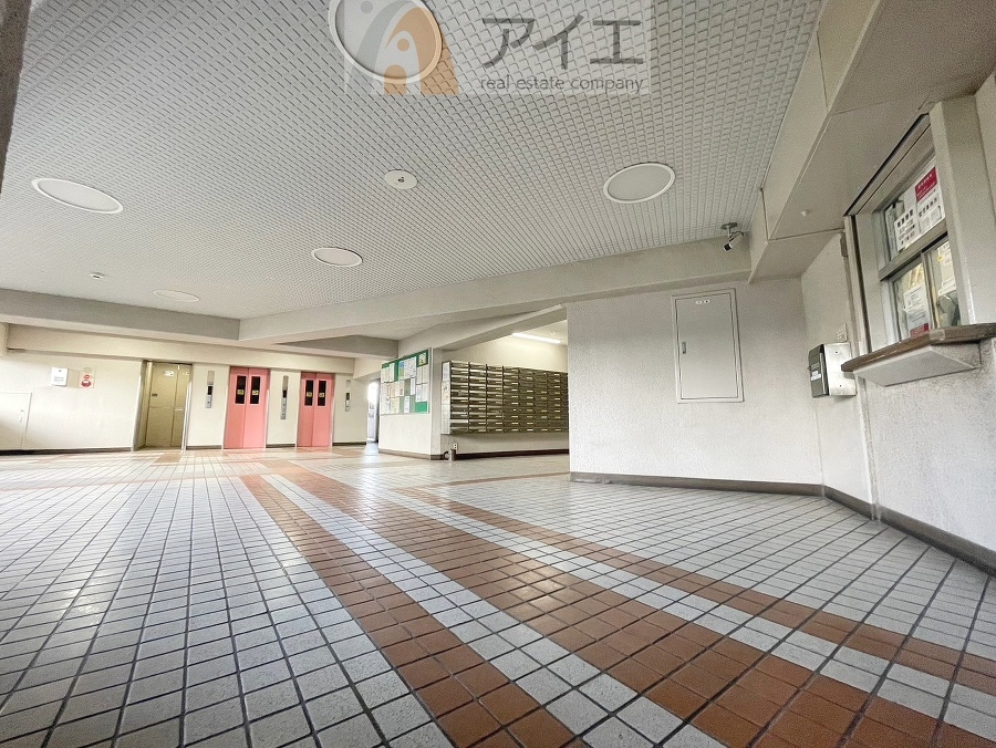共用部の清掃・修理は管理員が実施