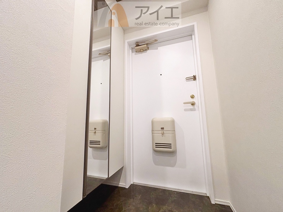 玄関がいつも片づく大容量シューズボックス