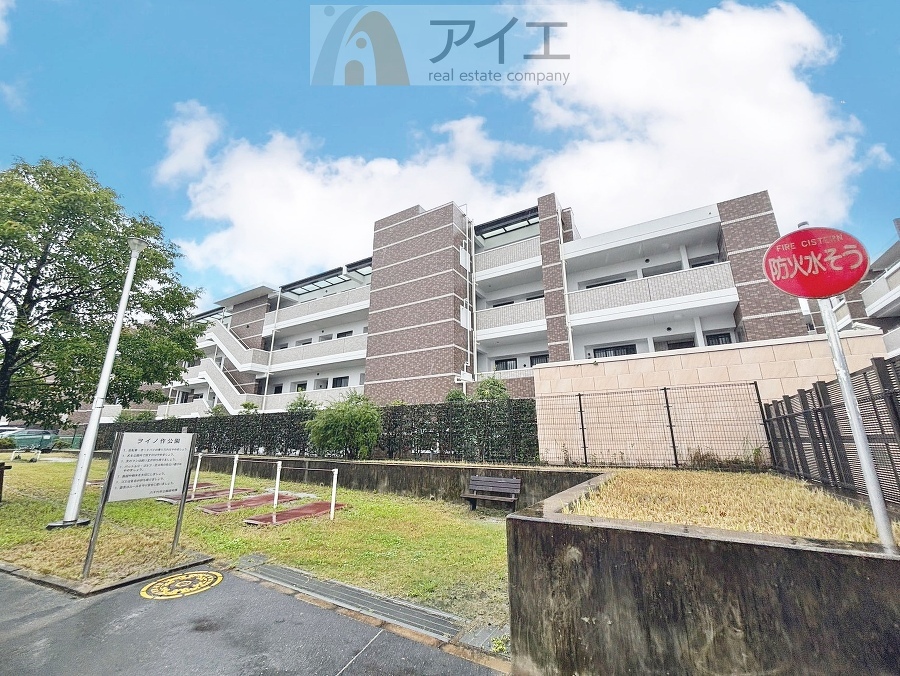 溢れる陽光でご家族の笑顔も輝く住まい