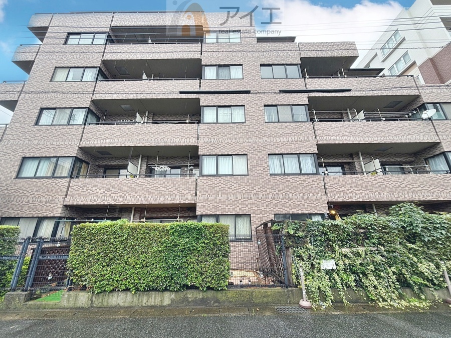 友人を呼びたくなるリノベーション済みのきれいな住まいです