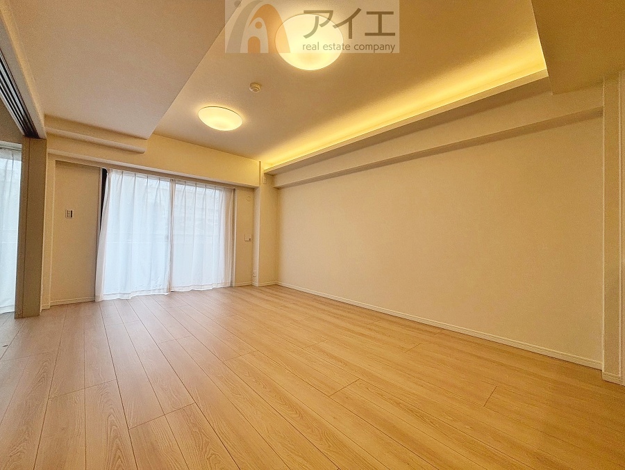 朝から日差しいっぱいの、明るい空間でのびのび過ごせます