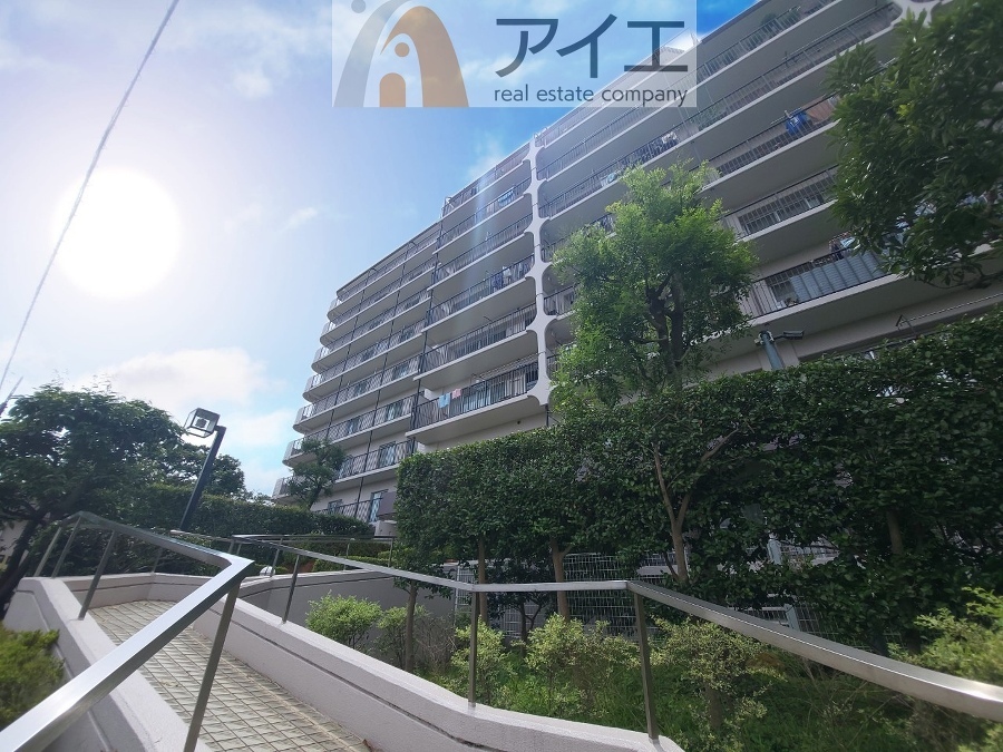 友人を呼びたくなるリノベーション済みのきれいな住まいです