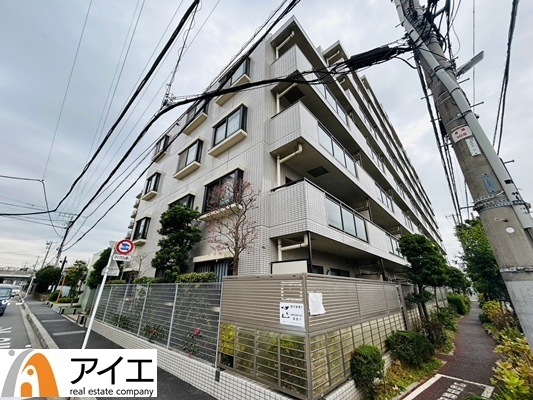 溢れる陽光でご家族の笑顔も輝く住まい