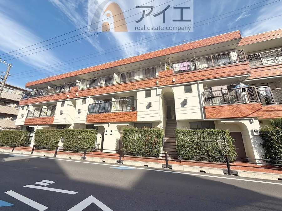 溢れる陽光でご家族の笑顔も輝く住まい