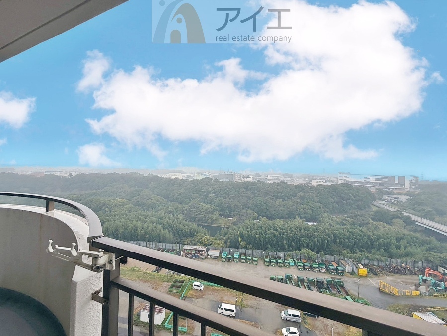 空を近くに感じられる眺望を楽しめます